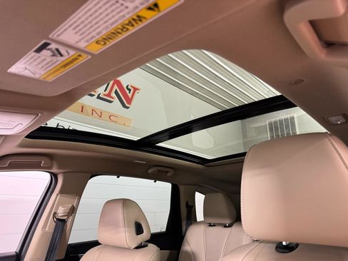 Used 2023 Acura MDX SH-AWD w/ Technology Package image 15