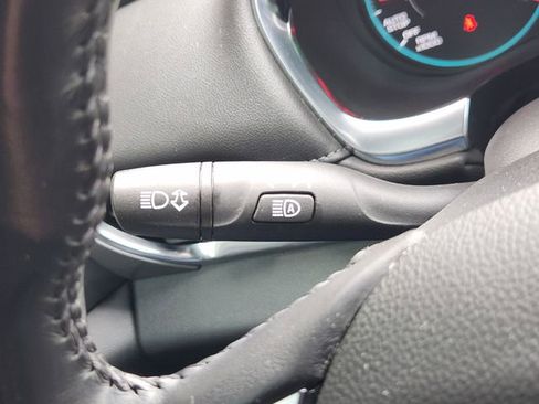 Used 2022 Chevrolet Traverse LT w/ LPO, Cargo Package image 30