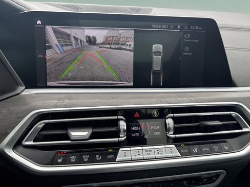 Used 2023 BMW X5 sDrive40i w/ Premium Package image 17