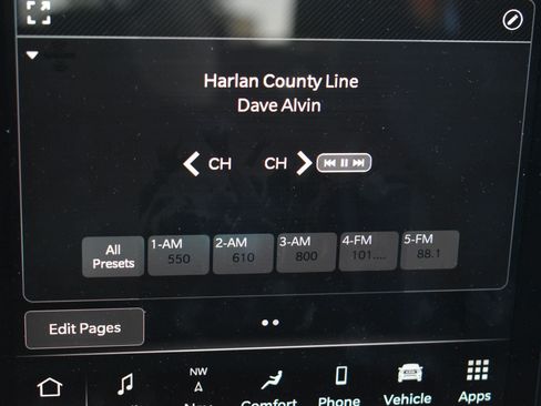 Used 2026 RAM 1500 Laramie AWD/4WD image 26