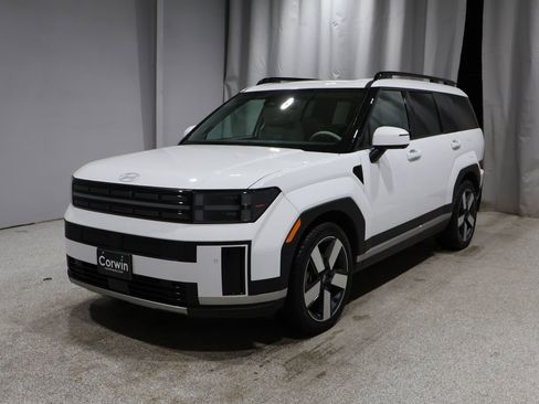 Used 2024 Hyundai Santa Fe Limited image 5