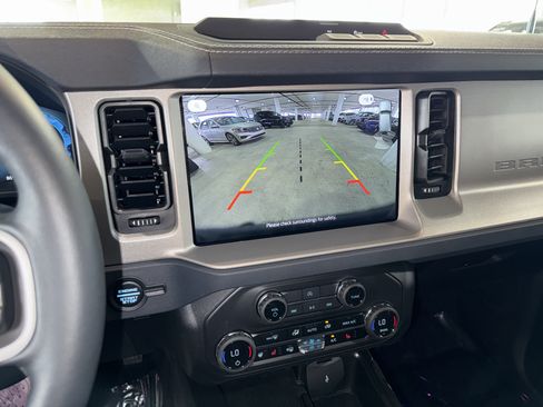 Used 2025 Ford Bronco Outer Banks AWD/4WD image 28