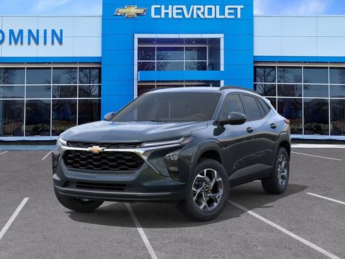 New 2026 Chevrolet Trax LT w/ LT Convenience Package FWD image 7