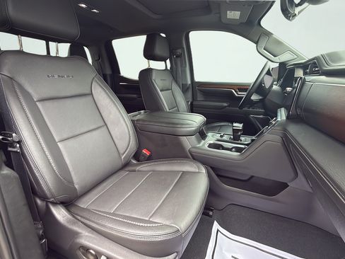 Used 2023 GMC Sierra 1500 Denali w/ Technology Package AWD/4WD image 35