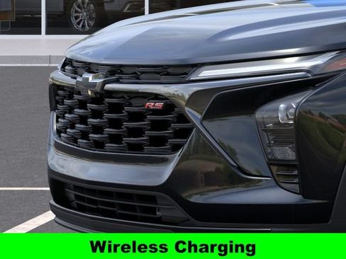 New 2026 Chevrolet Trax RS w/ Sunroof Package FWD image 15