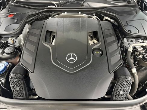 Used 2019 Mercedes-Benz S 560 4MATIC Sedan image 10
