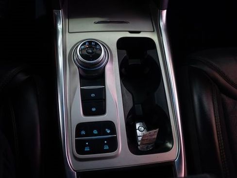 Used 2022 Ford Explorer Platinum w/ Equipment Group 601A image 12