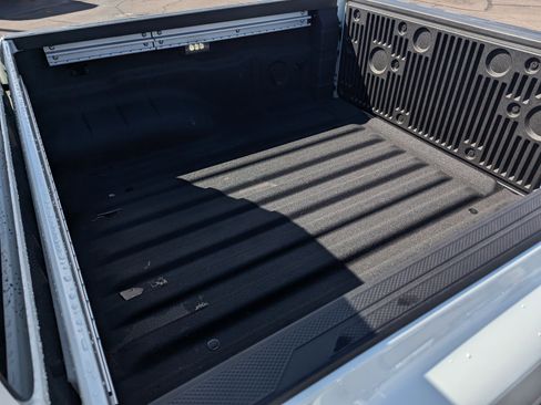 Certified 2026 Nissan Frontier SV w/ SV Convenience Package image 8