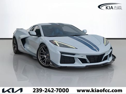 Used 2024 Chevrolet Corvette Z06 w/ Stealth Interior Trim Package RWD image 1