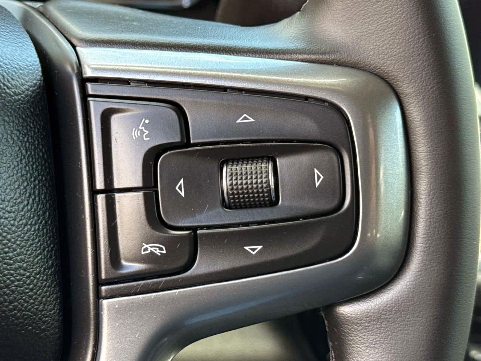 Used 2025 Chevrolet Silverado 2500 LTZ w/ LTZ Plus Package AWD/4WD image 33