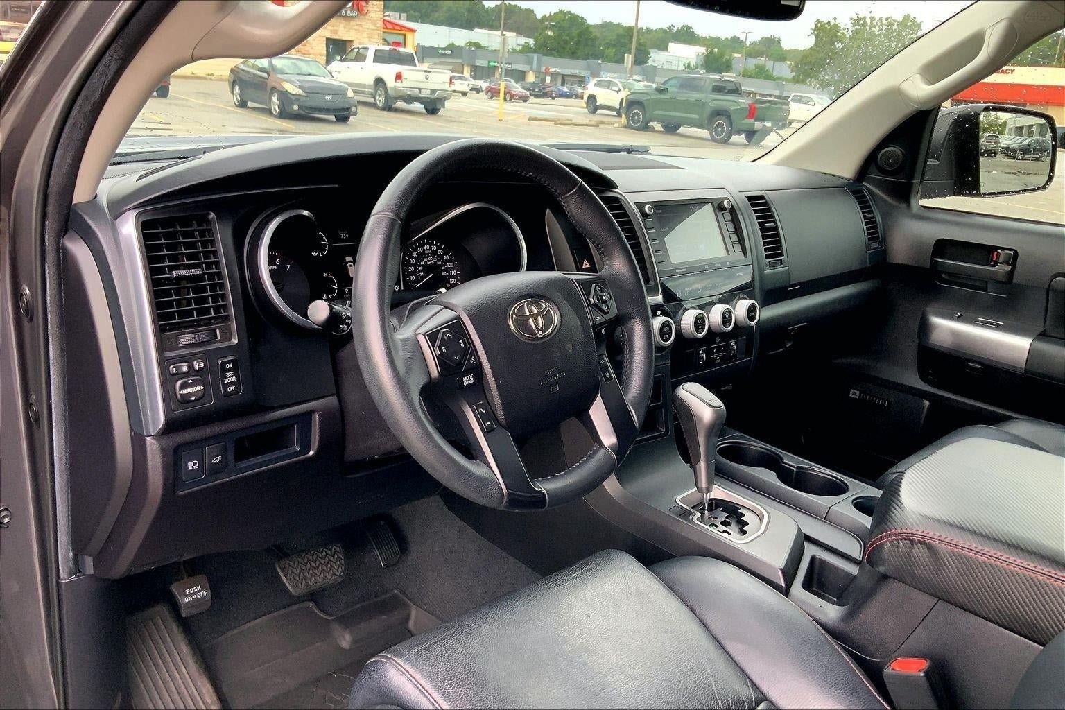 Used 2022 Toyota Sequoia TRD Pro AWD/4WD image 14