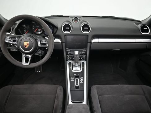 Certified 2018 Porsche 718 Boxster GTS RWD image 6