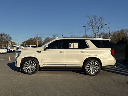 Used 2021 GMC Yukon Denali w/ Denali Ultimate Package image 7