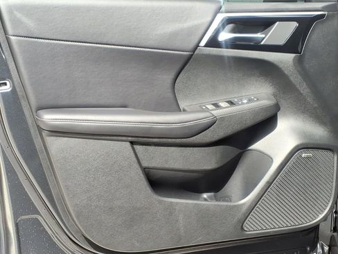 Used 2026 Mitsubishi Outlander LE FWD image 17