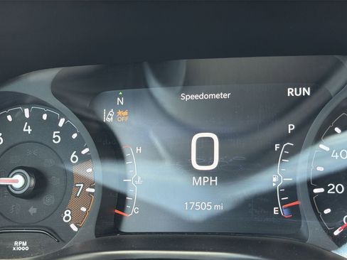 Used 2025 Jeep Compass Limited AWD/4WD image 14