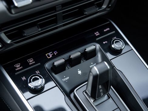 Certified 2021 Porsche 911 Turbo S AWD/4WD image 27