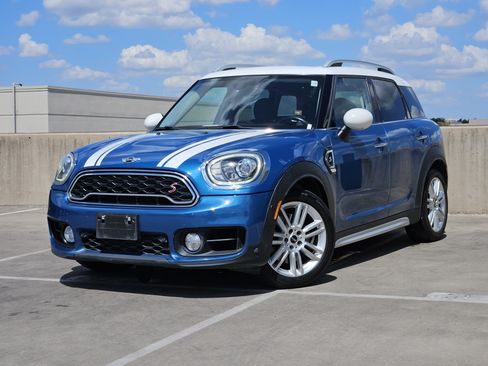 Used 2017 MINI Cooper Countryman S FWD image 1