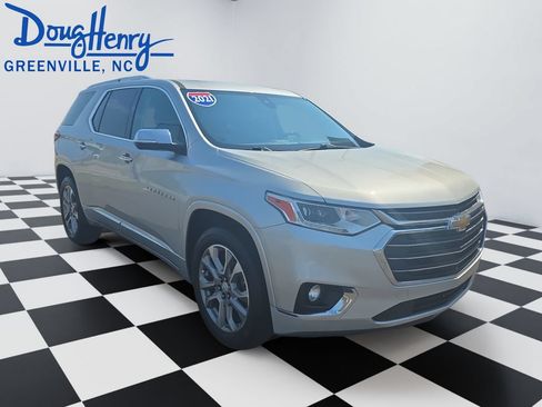 Used 2021 Chevrolet Traverse Premier FWD image 7