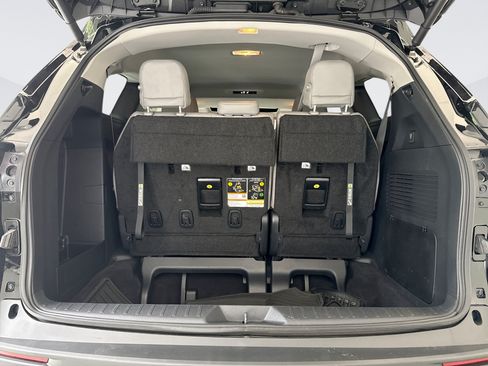 Used 2025 Toyota Sienna XLE w/ XLE Plus Package AWD/4WD image 20