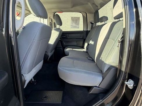 Used 2018 RAM 2500 Tradesman w/ Chrome Appearance Group image 24