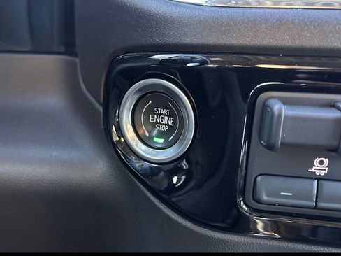 Certified 2023 Chevrolet Silverado 1500 RST w/ Rally Edition image 28