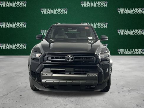 Used 2025 Toyota 4Runner SR5 image 5