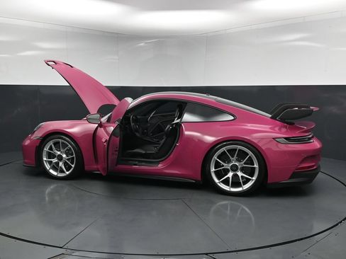 Used 2024 Porsche 911 GT3 RWD image 32