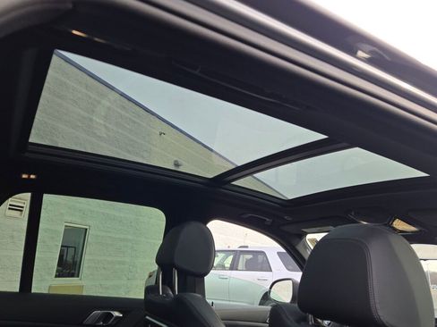 Used 2026 BMW X5 xDrive40i image 9