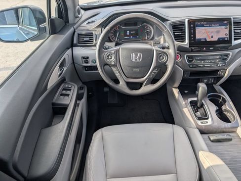 Used 2017 Honda Pilot EX-L image 3