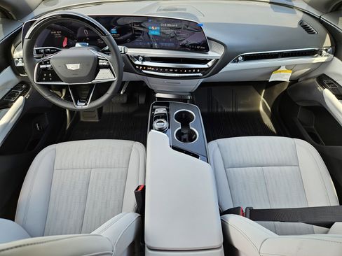 New 2025 Cadillac Lyriq Sport image 15
