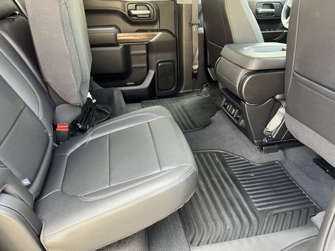 Used 2021 Chevrolet Silverado 1500 LT w/ Convenience Package II image 19