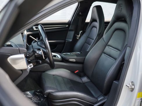 Used 2023 Porsche Panamera 4 Platinum Edition AWD/4WD image 23