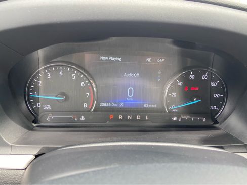 Used 2023 Ford Explorer XLT w/ Equipment Group 202A AWD/4WD image 31