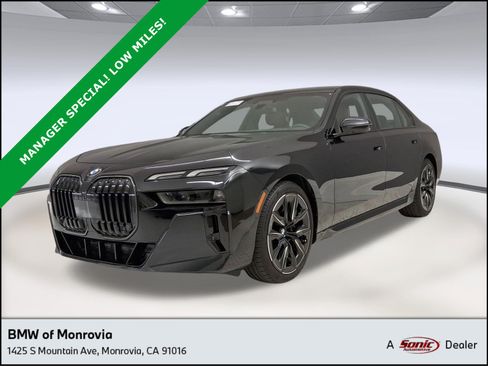 Used 2025 BMW 760i xDrive AWD/4WD image 1