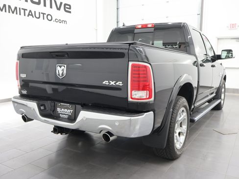 Used 2018 RAM 1500 Laramie w/ Convenience Group AWD/4WD image 4