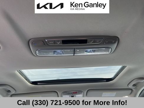 Certified 2024 Kia Telluride S w/ S Sunroof Package AWD/4WD image 45