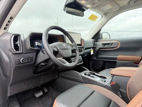 New 2026 Ford Bronco Sport Outer Banks w/ Outer Banks Tech Package+ AWD/4WD image 13
