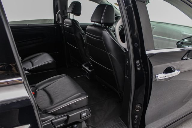 Used 2024 Honda Odyssey Elite image 16