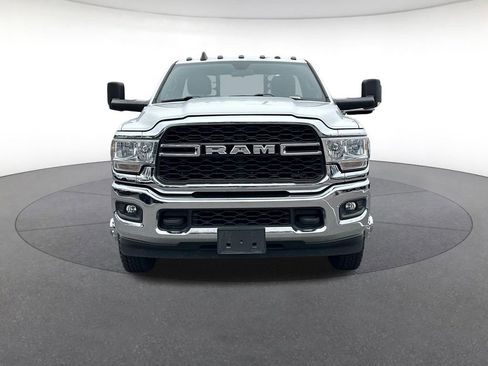 Used 2021 RAM 3500 Tradesman w/ Chrome Appearance Group image 8