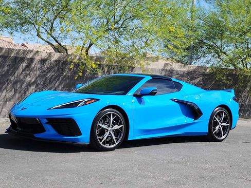 Used 2022 Chevrolet Corvette Stingray Preferred Cpe w/ Z51 Performance Package image 5