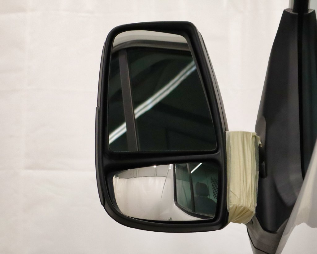 Used 2015 Ford Transit 250 148 Medium Roof RWD image 13