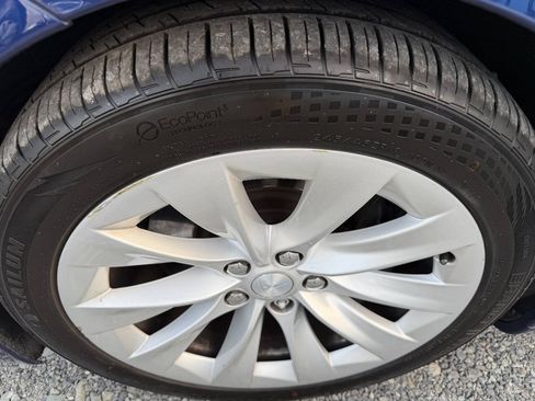 Used 2017 Tesla Model S 100D AWD/4WD image 16