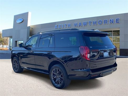 New 2025 Ford Expedition Platinum w/ Stealth Performance Package image 4