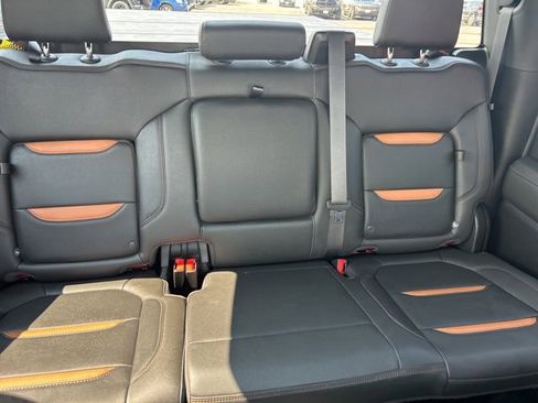 Used 2022 GMC Sierra 2500 AT4 w/ Snow Plow Prep/Camper Package image 20