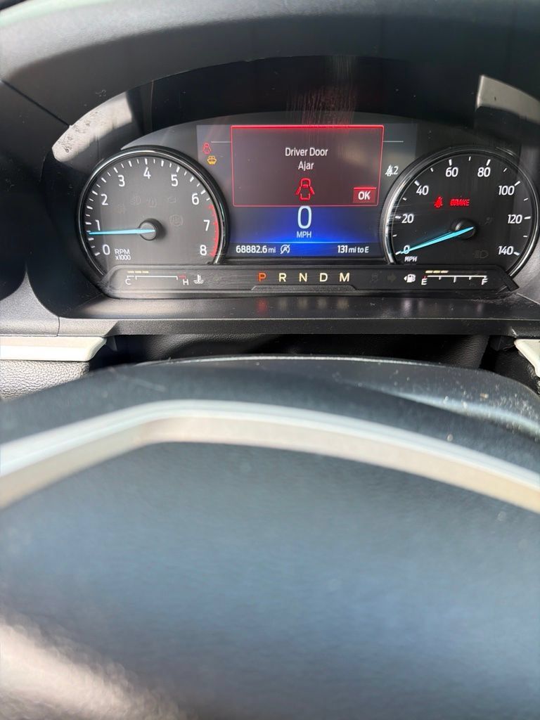 Used 2020 Ford Explorer XLT w/ Equipment Group 202A RWD image 3