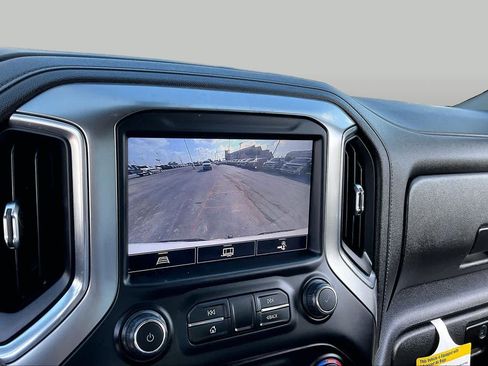 Used 2022 Chevrolet Silverado 1500 LTZ AWD/4WD image 23