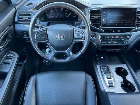 Certified 2025 Honda Ridgeline RTL image 18