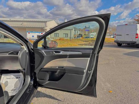 Used 2018 Ford Fusion S image 14