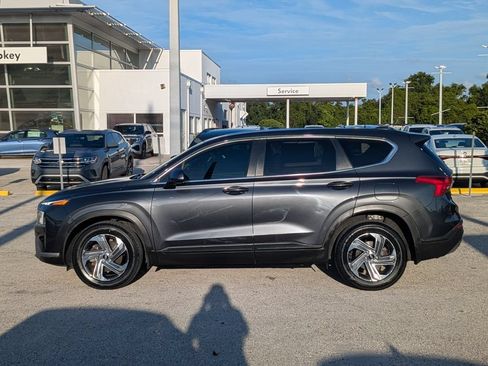 Used 2023 Hyundai Santa Fe SE FWD image 3