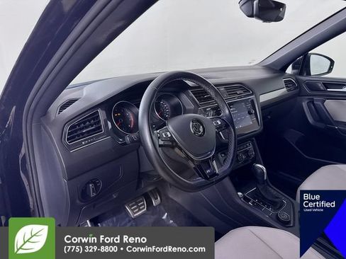 Used 2020 Volkswagen Tiguan SE R-Line w/ 3rd Row Seat Package AWD/4WD image 12
